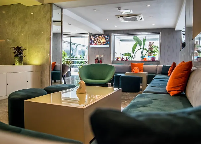 Pebbles (adults Only) Hotel