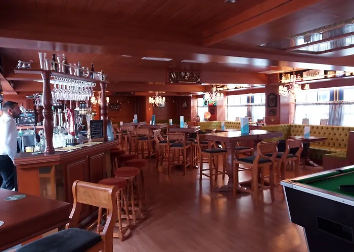 Pebbles (adults Only) فندق