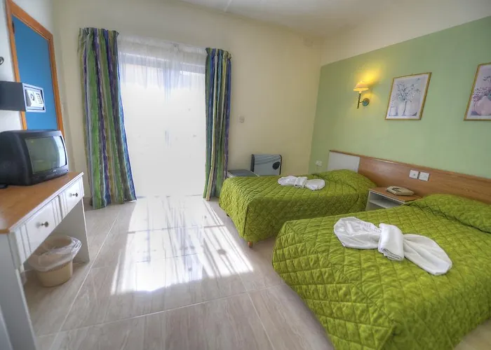 Pebbles (adults Only) 4* St. Paul's Bay