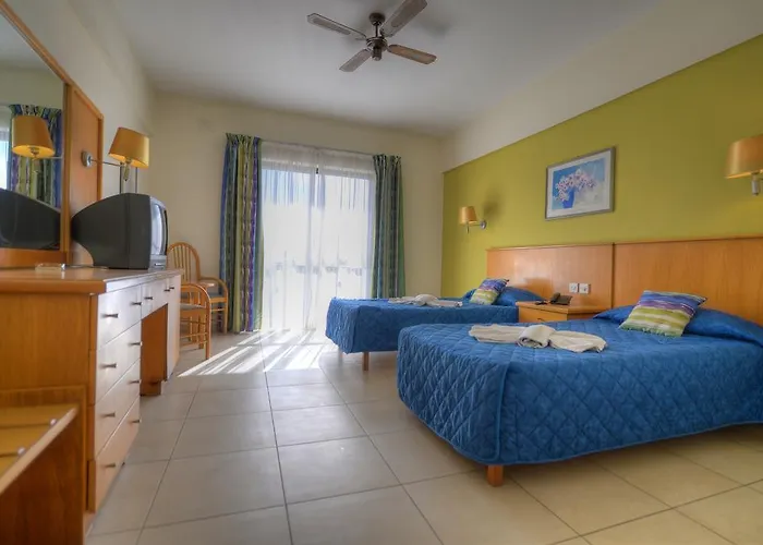 Pebbles (adults Only) 4*