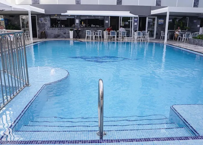 Pebbles (adults Only) Hotel St. Paul's Bay