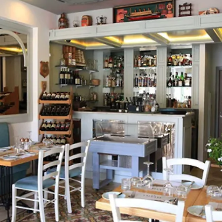 Pebbles St Paul's Bay