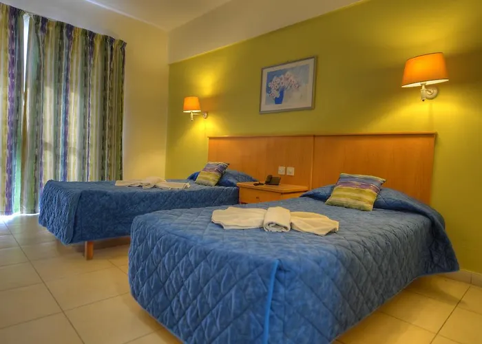 Hotel Pebbles (adults Only)